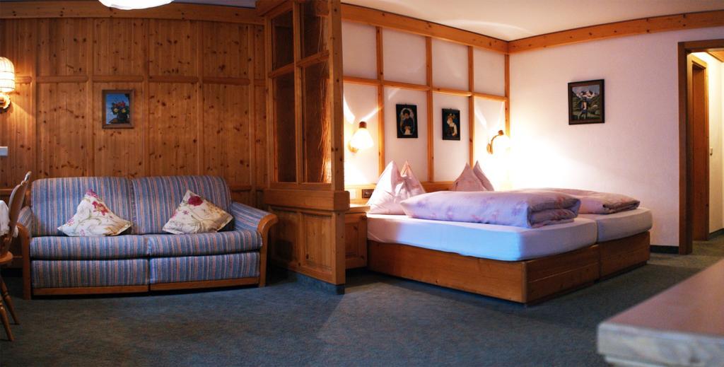 Hotel-Gasthof "Zur Muehle" Kaprun Ruang foto