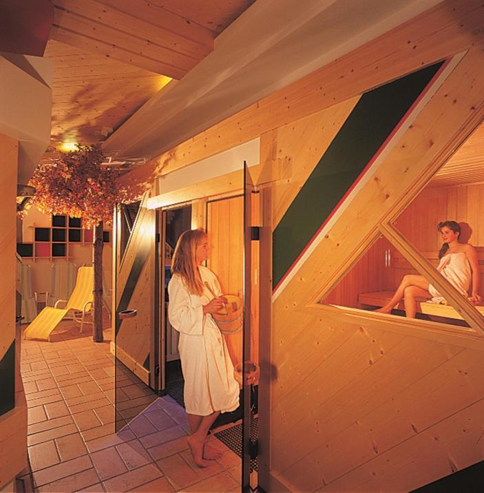 Hotel-Gasthof "Zur Muehle" Kaprun Bagian luar foto